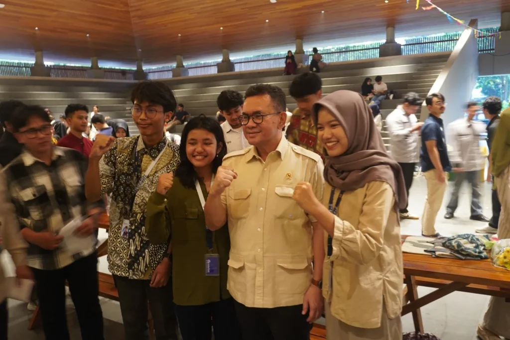 Menteri perdagangan yang hadir di acara Perayaan Jumat Sore edisi kedua.