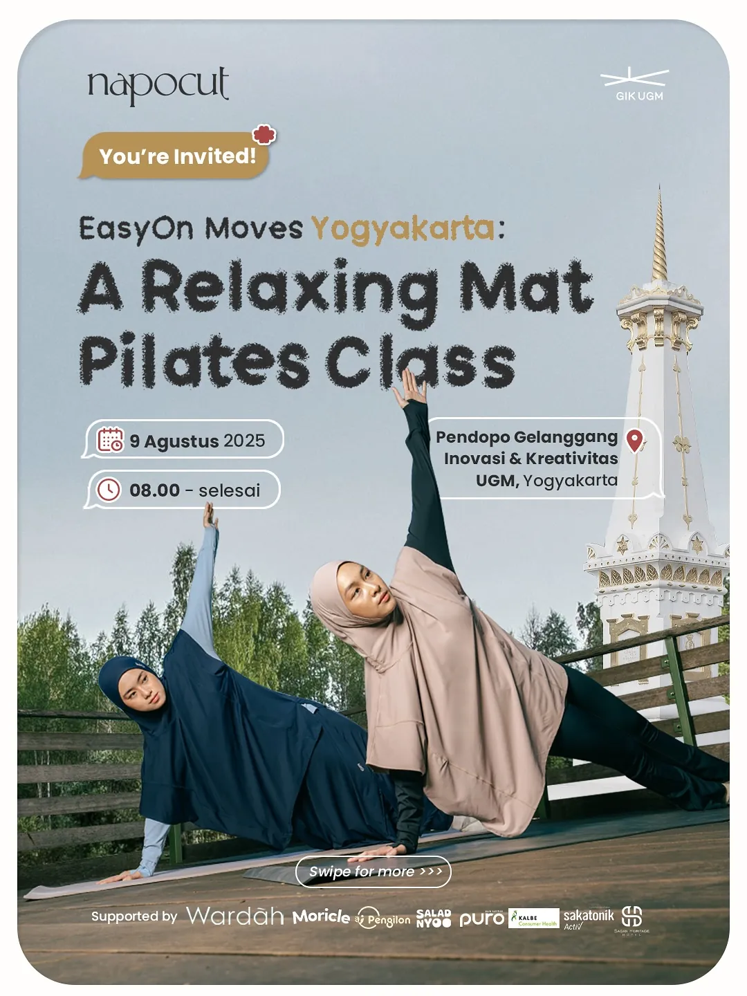 Poster kelas Pilates bertajuk 'A Relaxing Mat Pilates Class' di Pendopo GIK UGM Yogyakarta, pada 9 Agustus 2025, menampilkan dua peserta perempuan berjilbab sedang latihan di luar ruangan.